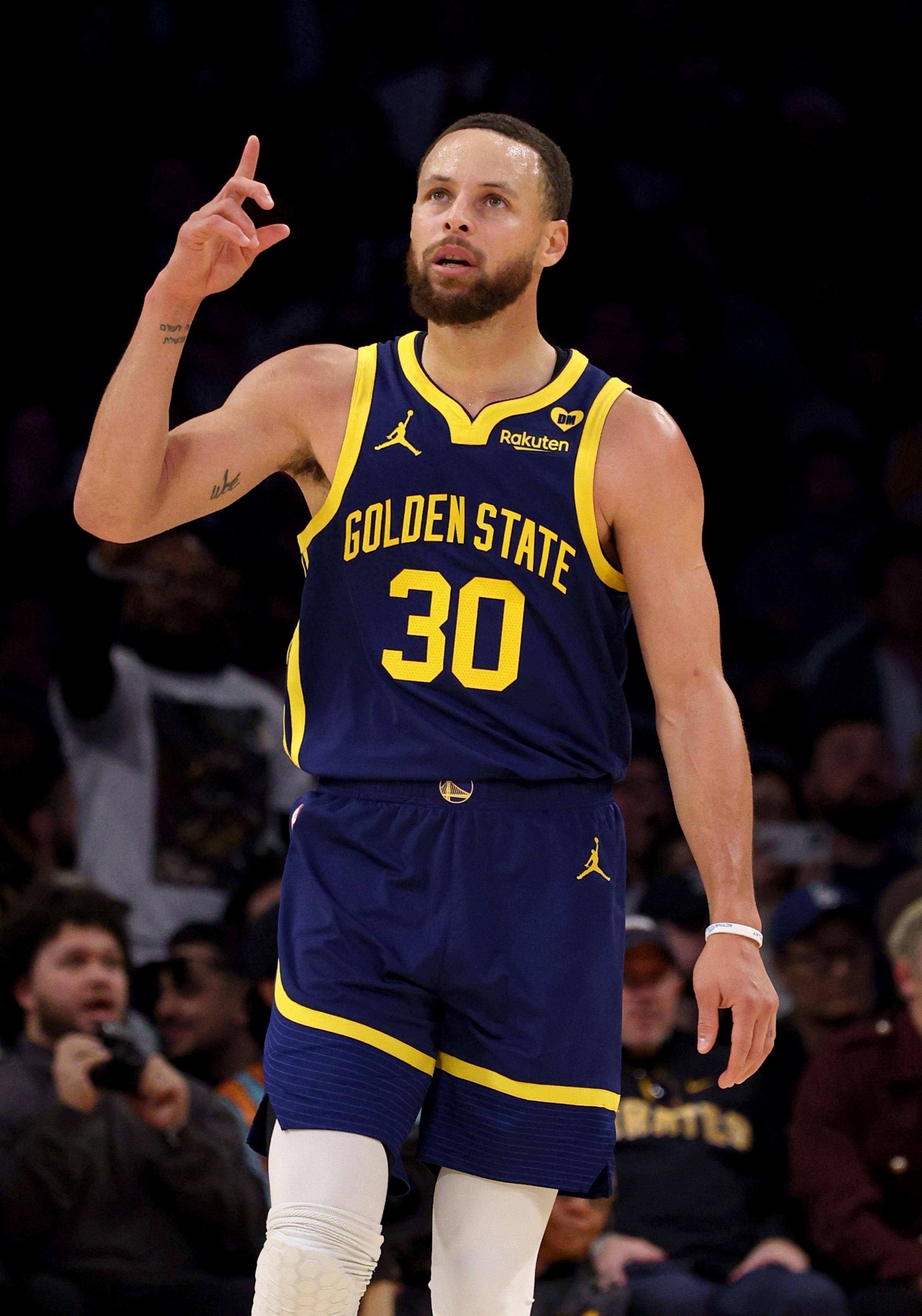 结果连吃两 结果连吃两