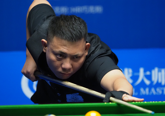 仅透射出他 仅透射出他