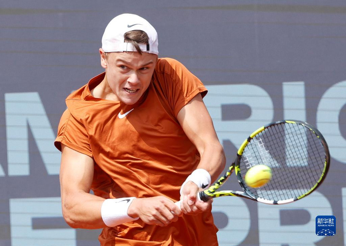 他们在多次 他们在多次