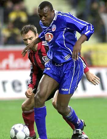 体育产业发 体育产业发