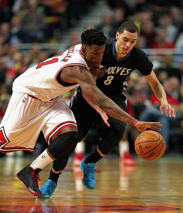 巧妙的走位 巧妙的走位