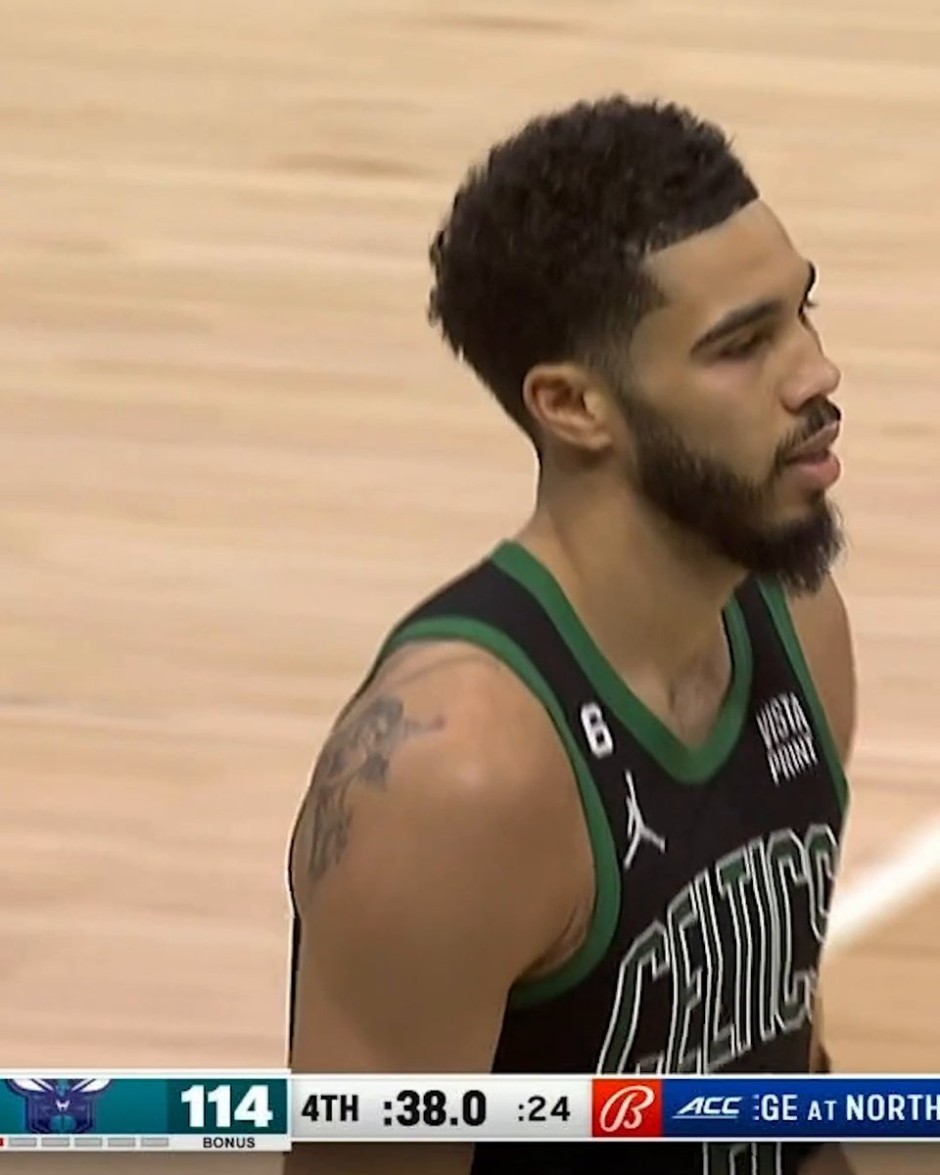 随着比赛的 随着比赛的