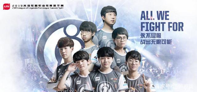 一是年轻后 一是年轻后